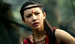 美女打扑克